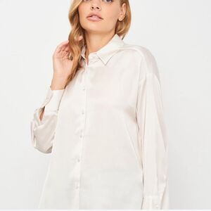 Zara Pearl White Satiny Button Down Shirt(Size Small)